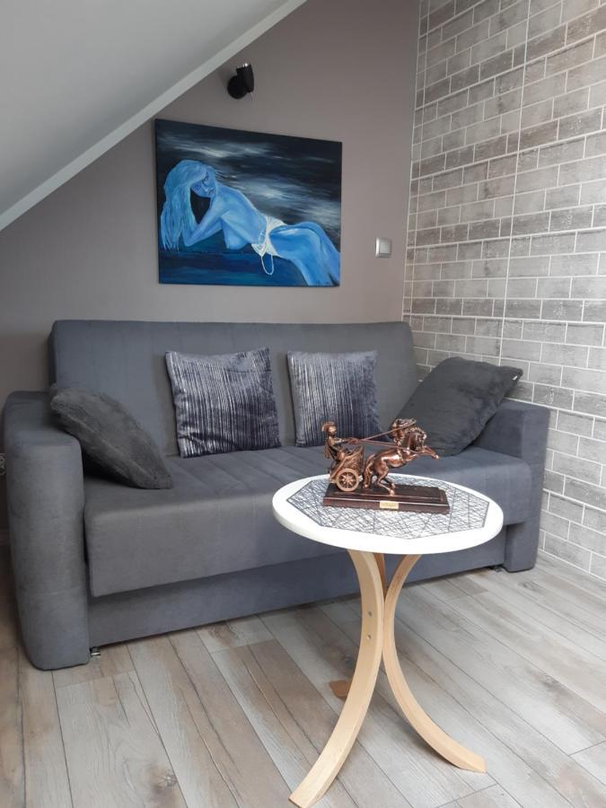 Maly Apartamencik Teo Rewal Exterior photo